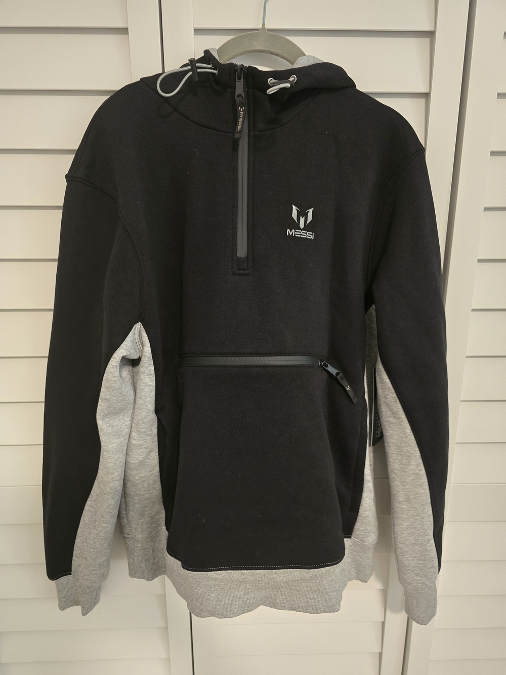 Messi Men's Black & Gray Pullover Hoodie